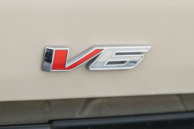 Used 2021 GMC Canyon AT4 w/ Driver Alert Package AWD/4WD image 8