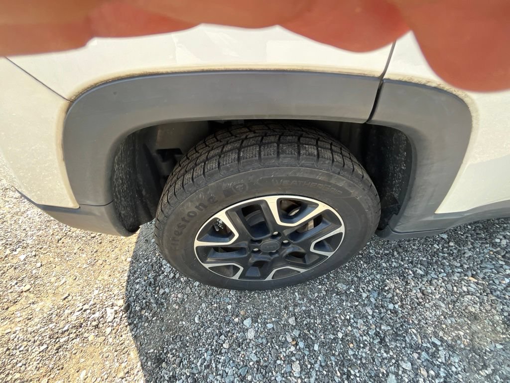 Used 2021 Jeep Compass Trailhawk AWD/4WD image 25