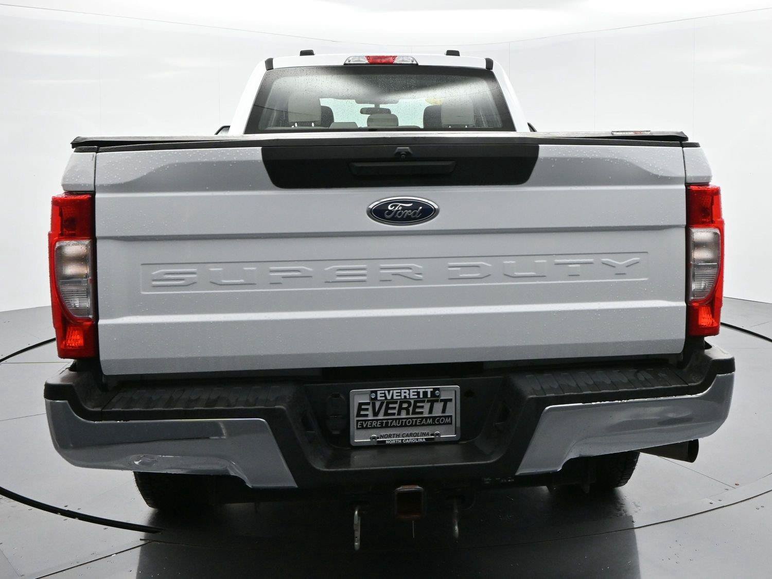 Used 2022 Ford F250 XL w/ Power Equipment Group AWD/4WD image 6