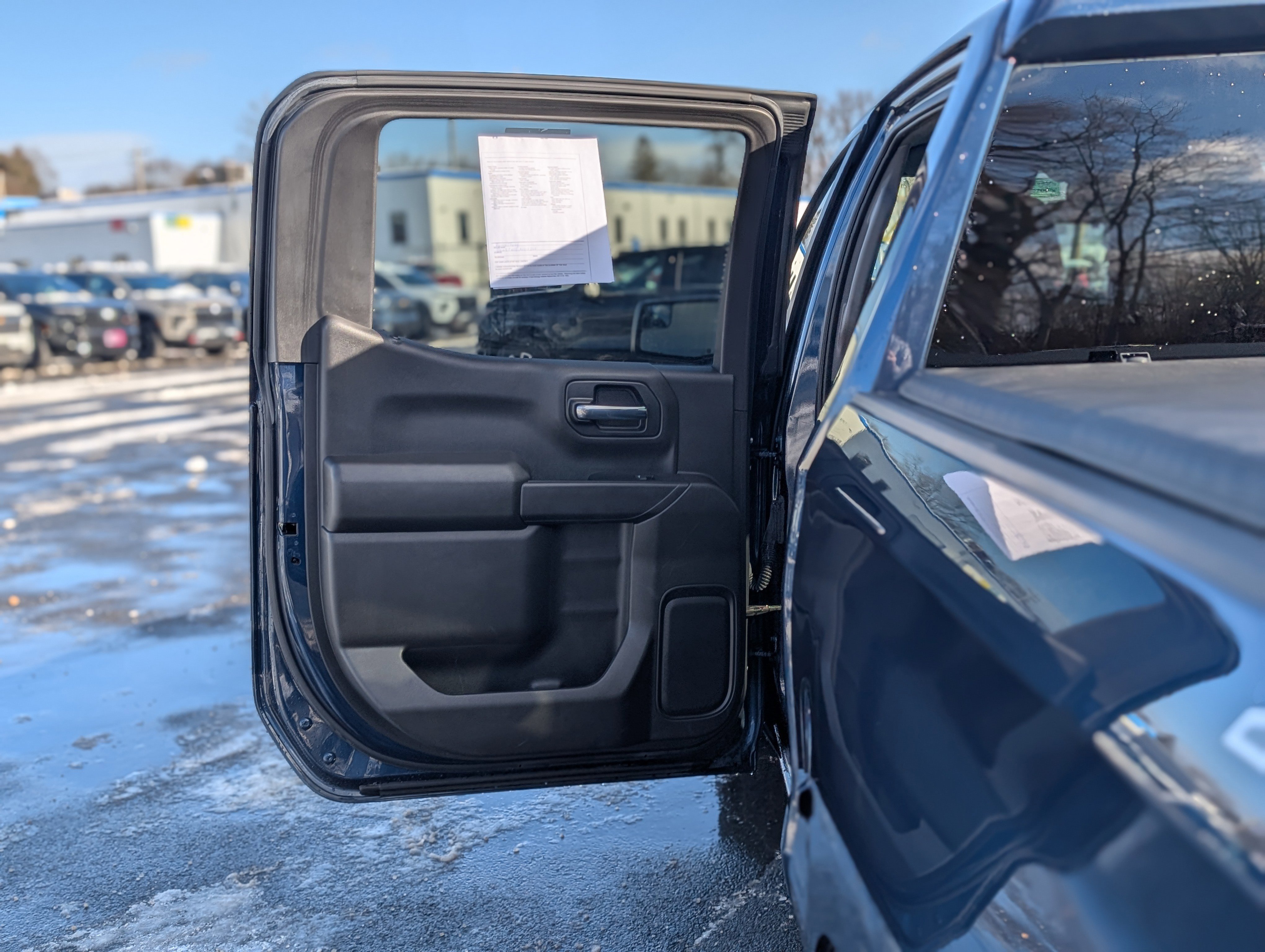 Certified 2022 Chevrolet Silverado 1500 Custom w/ Safety Confidence Package image 28