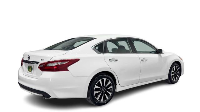 Used 2018 Nissan Altima 2.5 SV FWD image 2