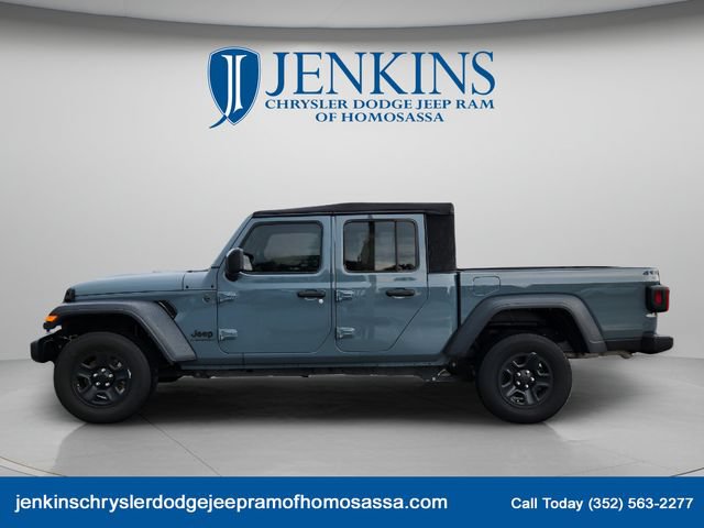 Used 2024 Jeep Gladiator Sport AWD/4WD image 9