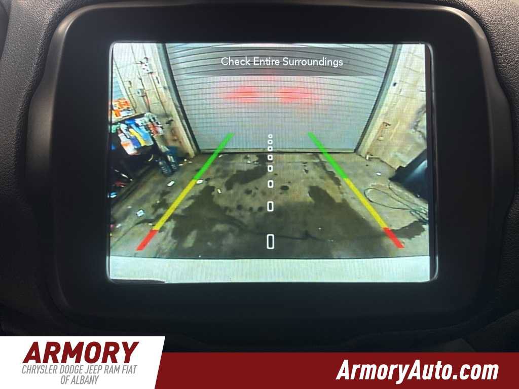 Used 2023 Jeep Renegade Latitude image 16