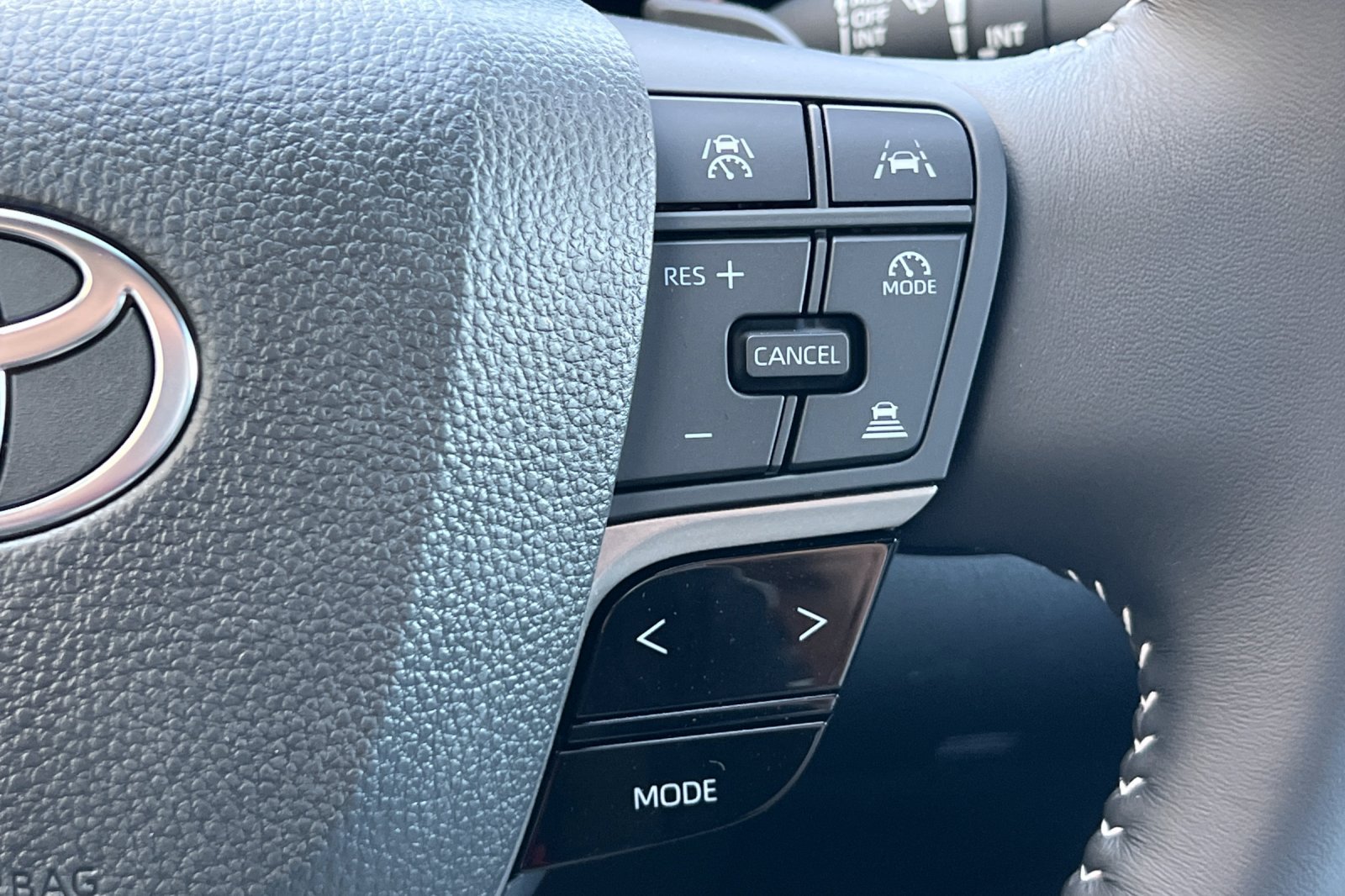 New 2026 Toyota Camry SE FWD image 26