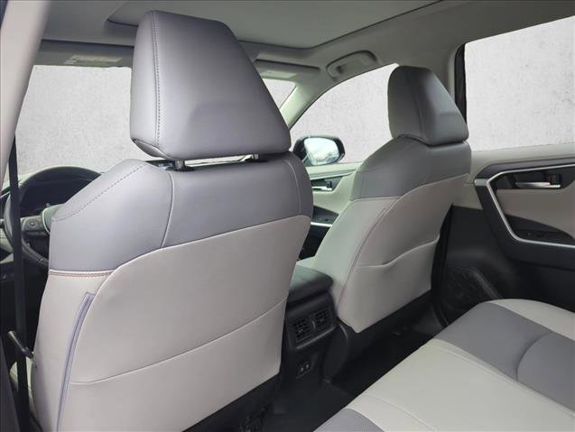 Used 2019 Toyota RAV4 Limited image 20