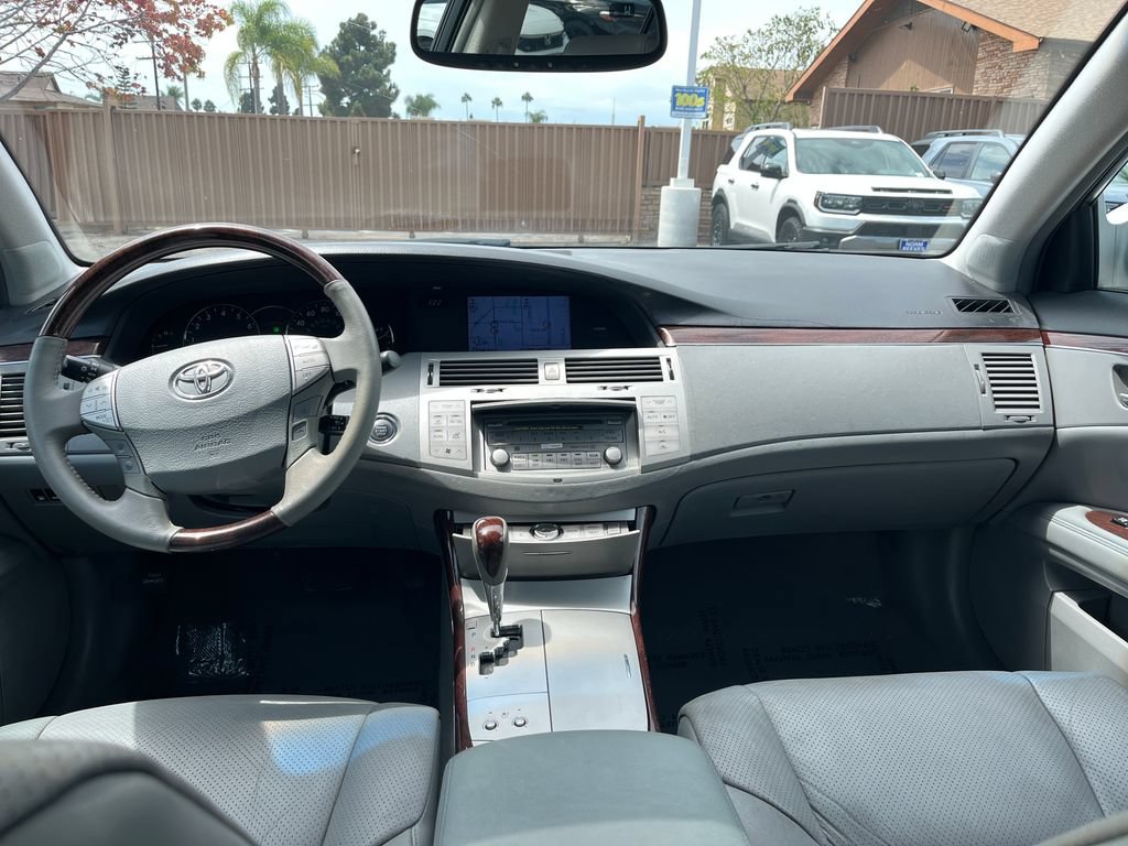Used 2009 Toyota Avalon Limited FWD image 13