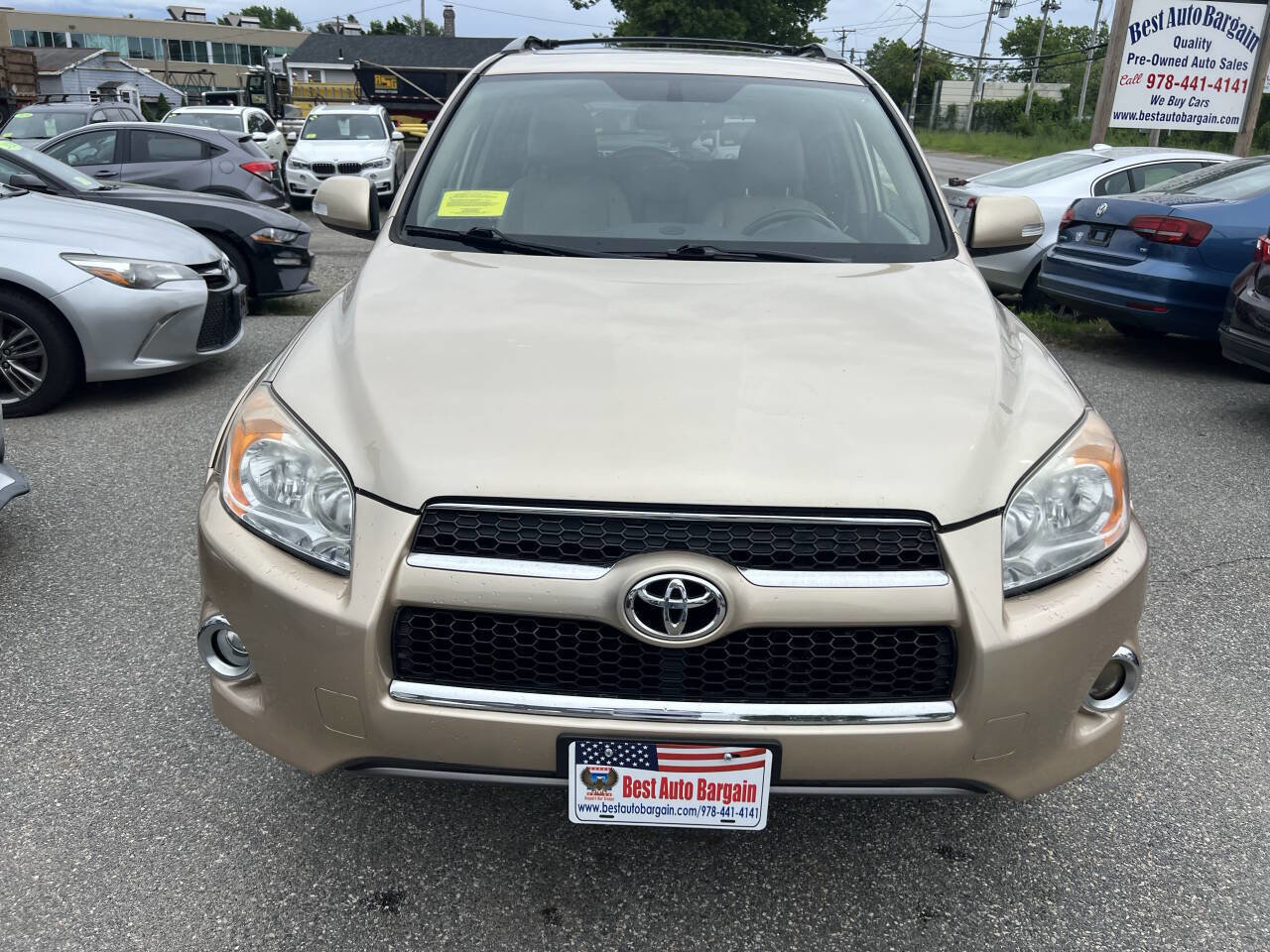 Used 2011 Toyota RAV4 Limited w/ Limited Extra Value Pkg AWD/4WD image 4