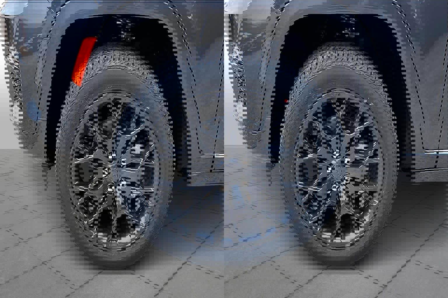 New 2025 Jeep Grand Cherokee Summit w/ Obsidian Package image 12