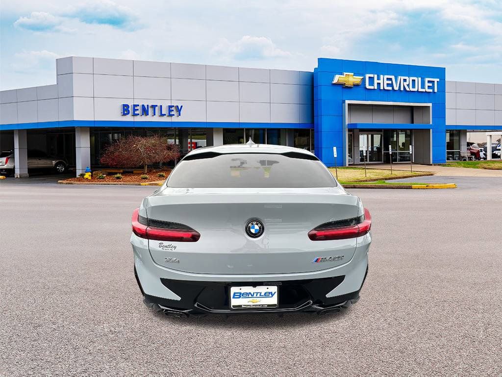 Used 2024 BMW X4 M40i w/ Premium Package image 4