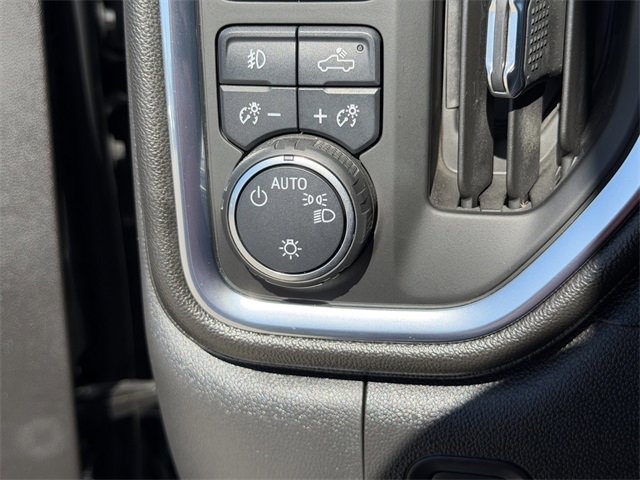 Used 2020 Chevrolet Silverado 1500 RST image 30