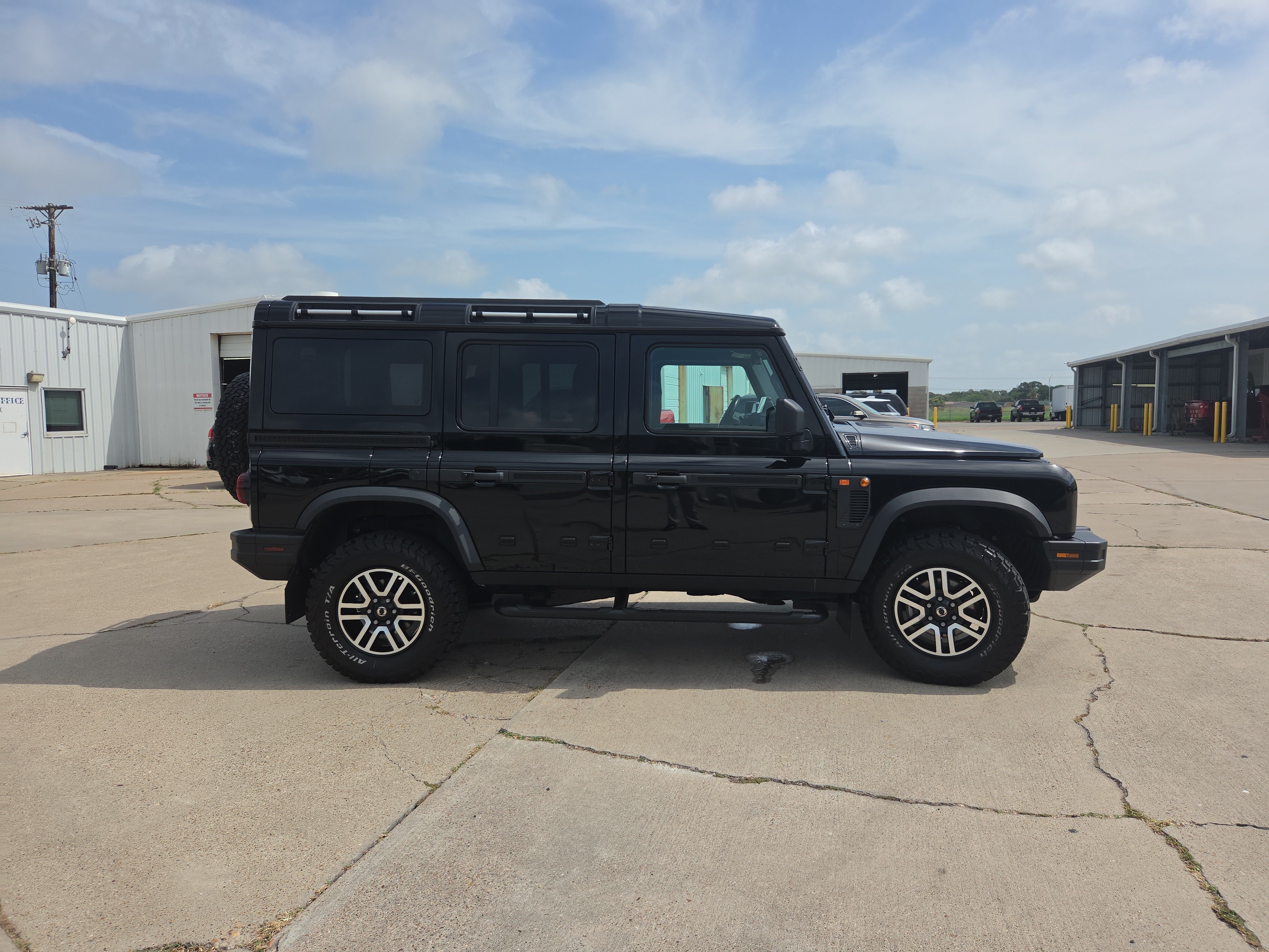 Used 2025 INEOS Grenadier Station Wagon AWD/4WD image 4