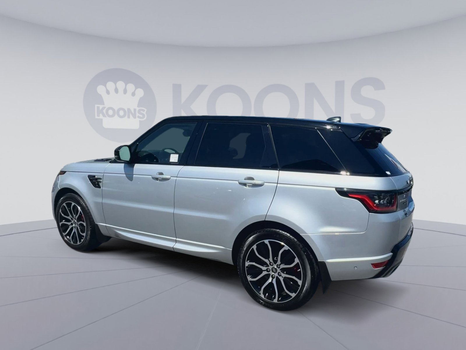 Used 2020 Land Rover Range Rover Sport HSE Dynamic image 8