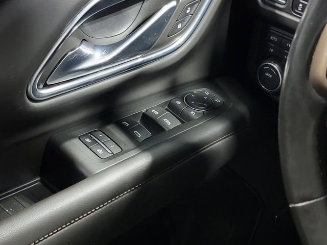 Certified 2023 Chevrolet Suburban High Country AWD/4WD image 23