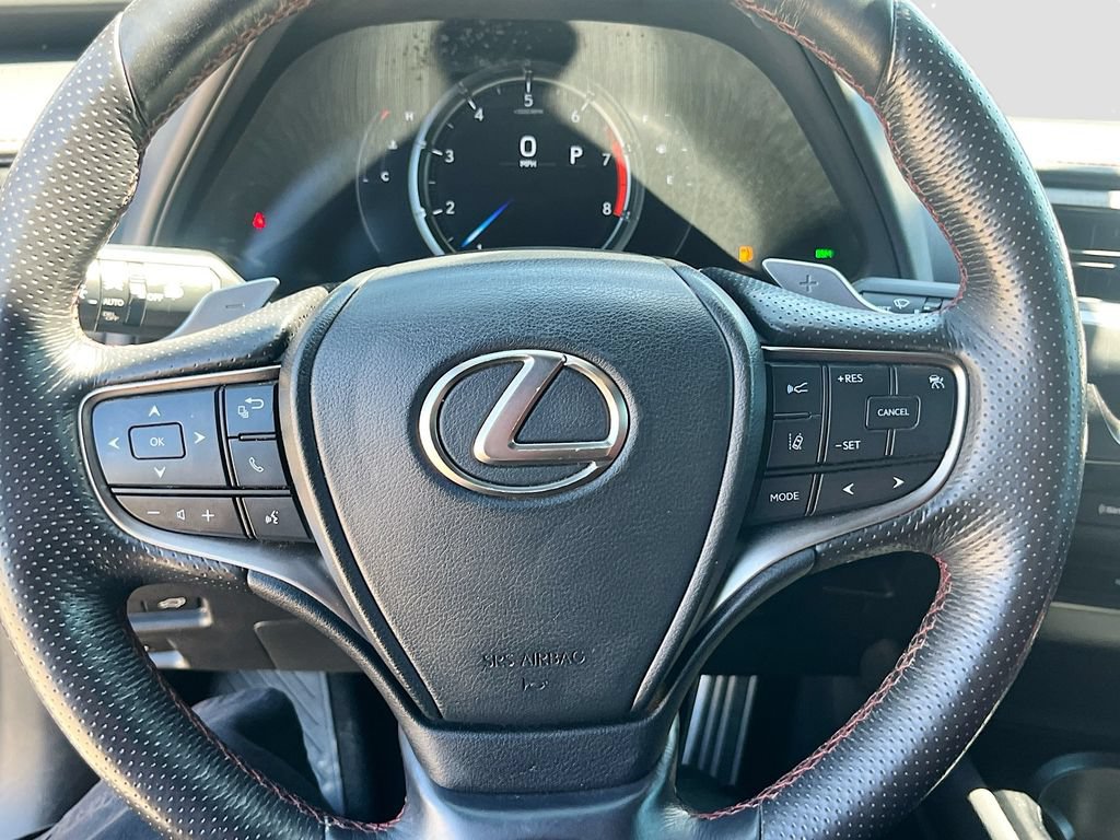 Used 2019 Lexus UX 200 F Sport w/ F Sport Premium Package FWD image 11