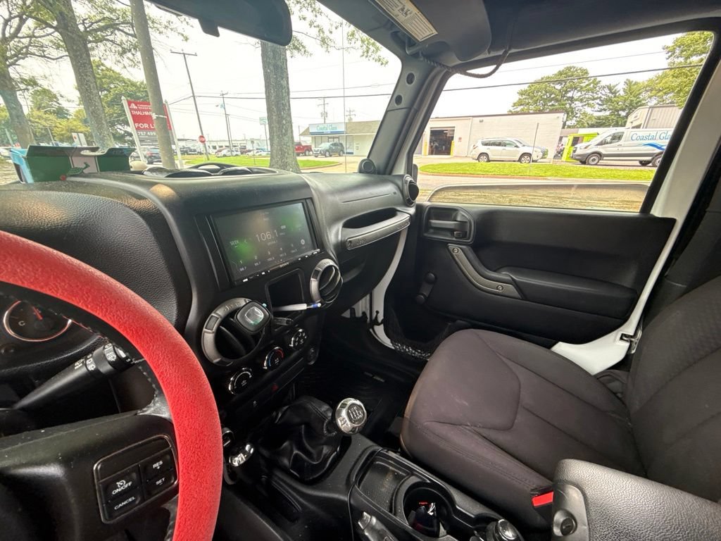 Used 2013 Jeep Wrangler Sport w/ Connectivity Group AWD/4WD image 20