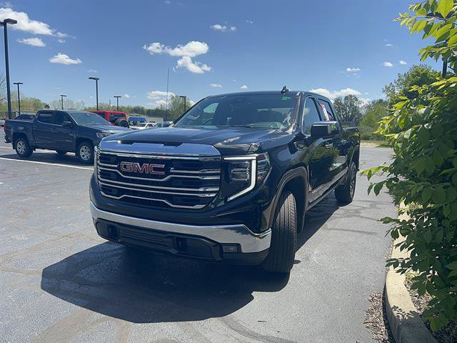 Used 2026 GMC Sierra 1500 SLT AWD/4WD image 5