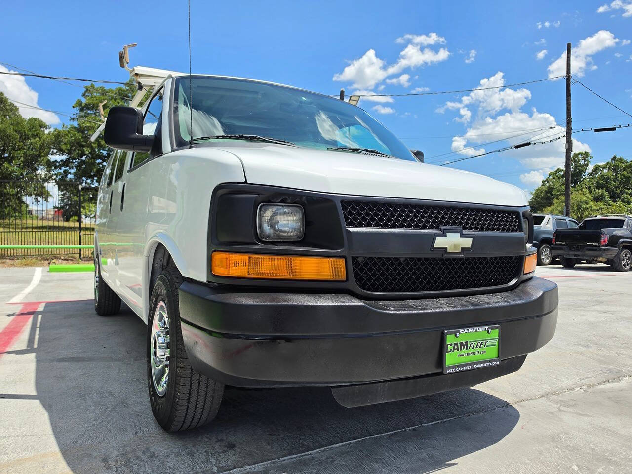 Used 2012 Chevrolet Express 2500 w/ Cold Climate Package RWD image 4