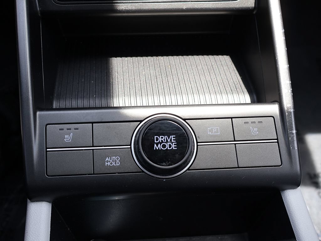 Used 2024 Hyundai Kona SEL FWD image 53