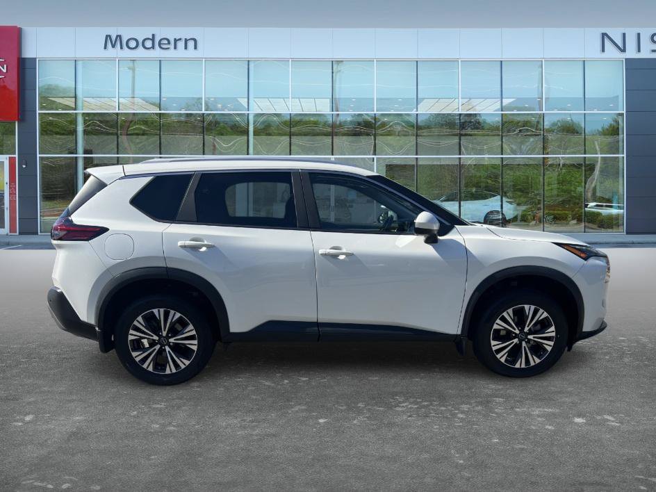 Certified 2023 Nissan Rogue SV w/ SV Premium B Package FWD image 4