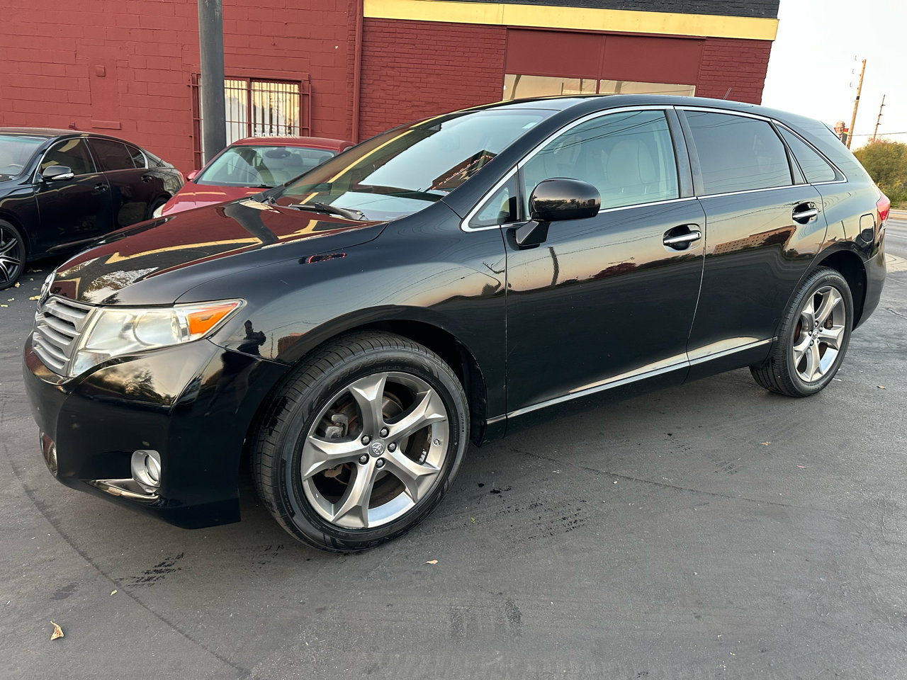 Used 2010 Toyota Venza image 4