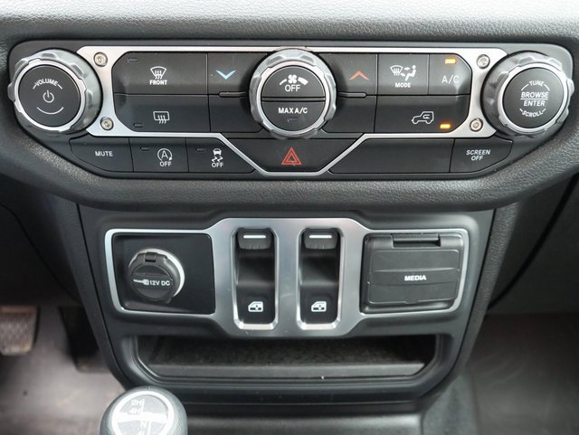 Used 2025 Jeep Wrangler Sport image 20