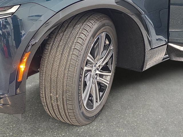 New 2026 Cadillac Lyriq Luxury w/ LPO, Floor Liner Package AWD/4WD image 29