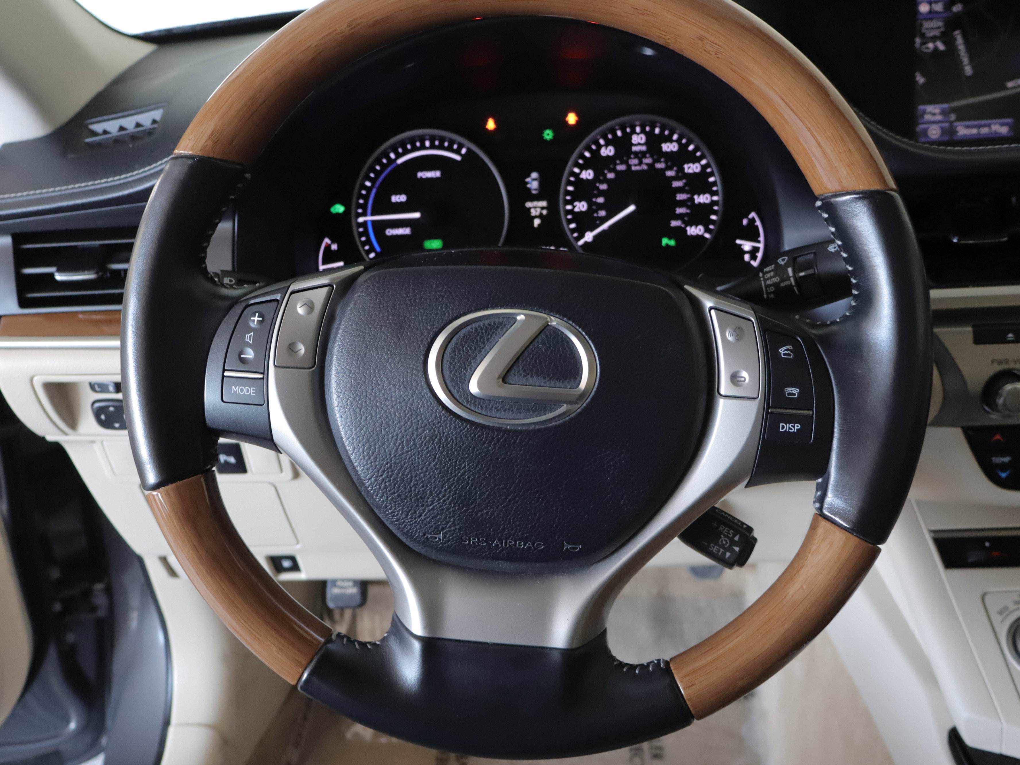Used 2013 Lexus ES 300h w/ Luxury Pkg image 16