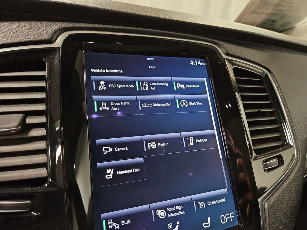 Used 2018 Volvo XC90 T6 Momentum w/ Convenience Package image 19