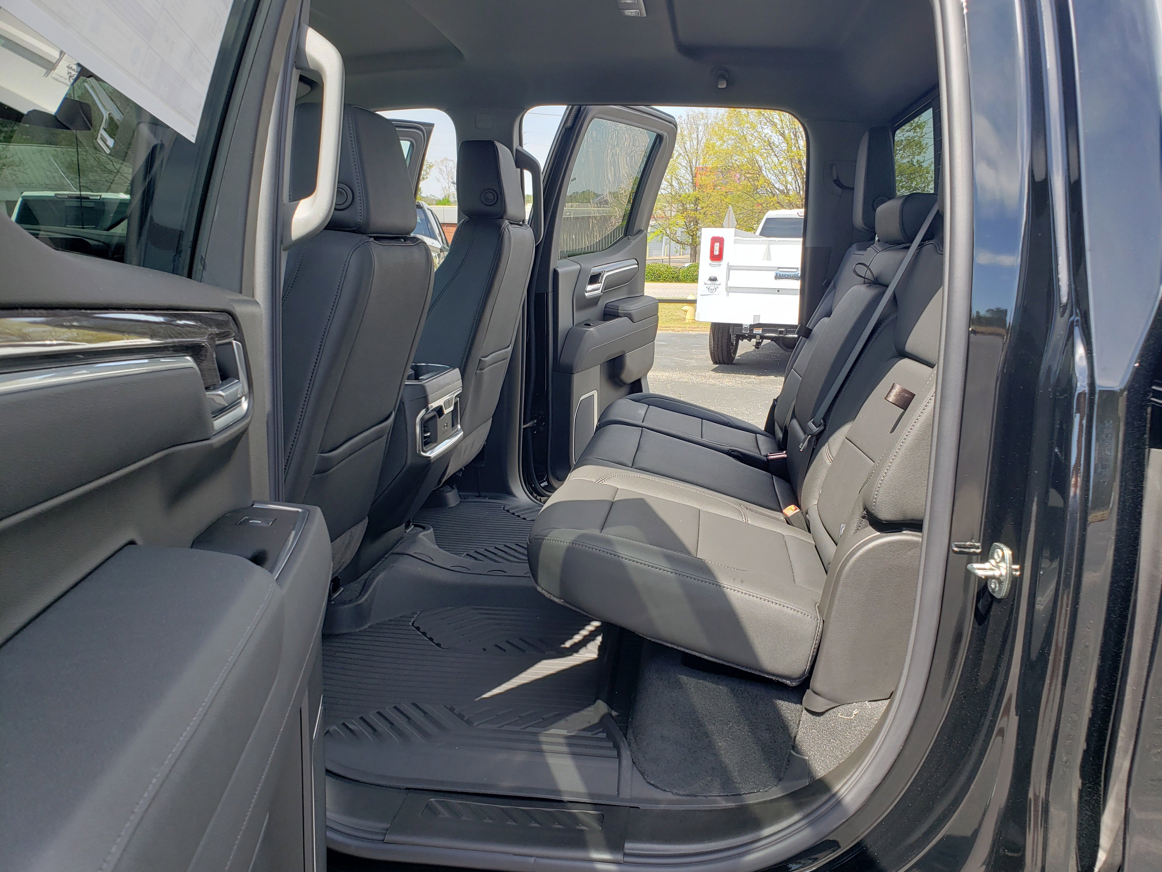 New 2026 Chevrolet Silverado 1500 LTZ image 32