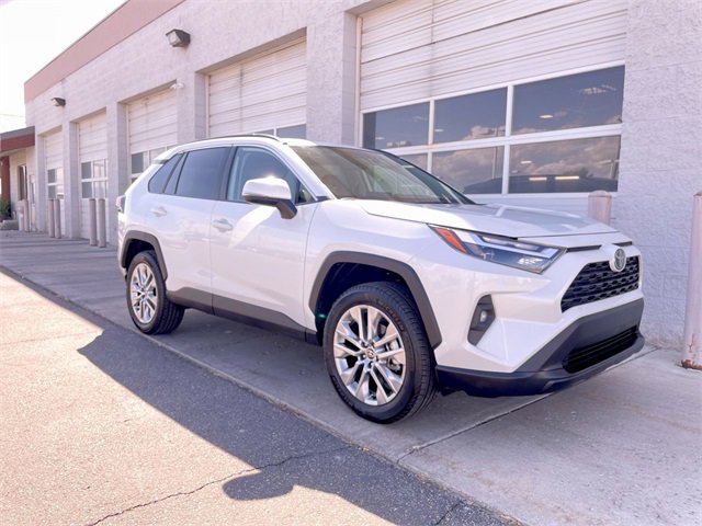 Used 2025 Toyota RAV4 XLE Premium image 10