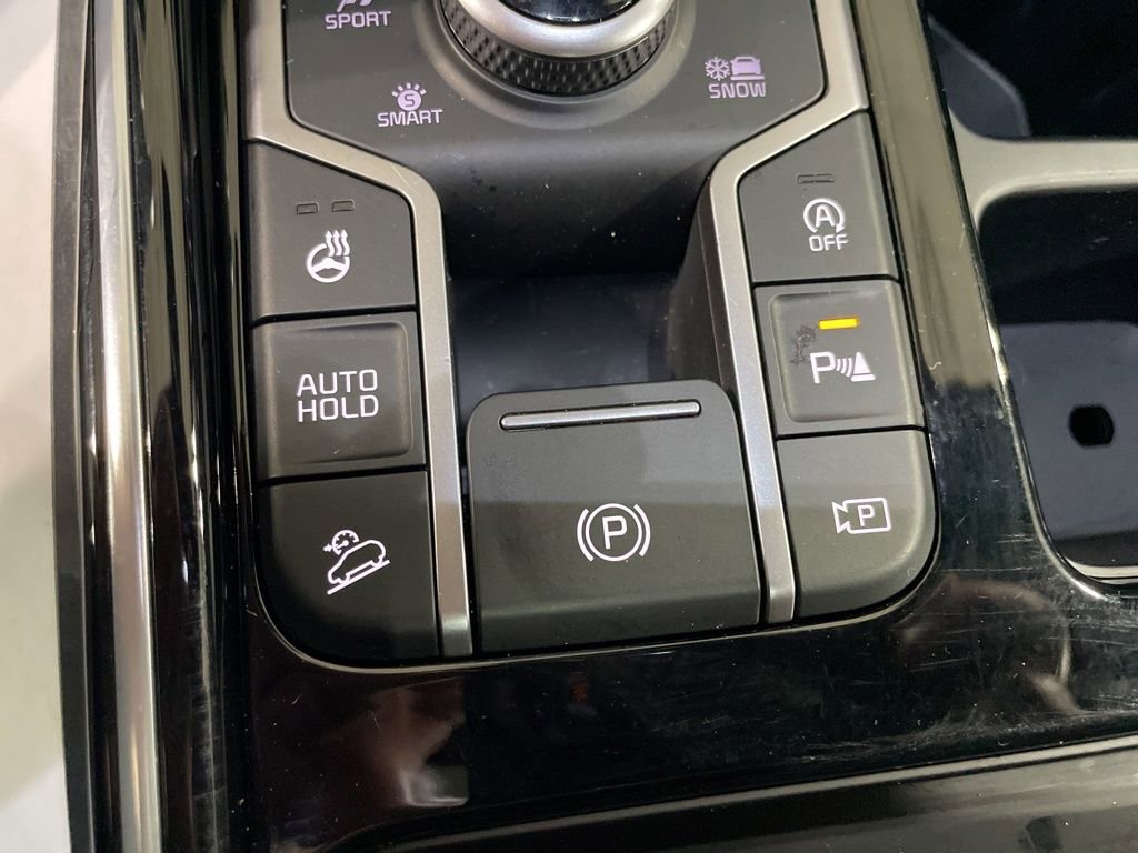 Certified 2024 Kia Sorento SX Prestige w/ Sage Leather Package image 20