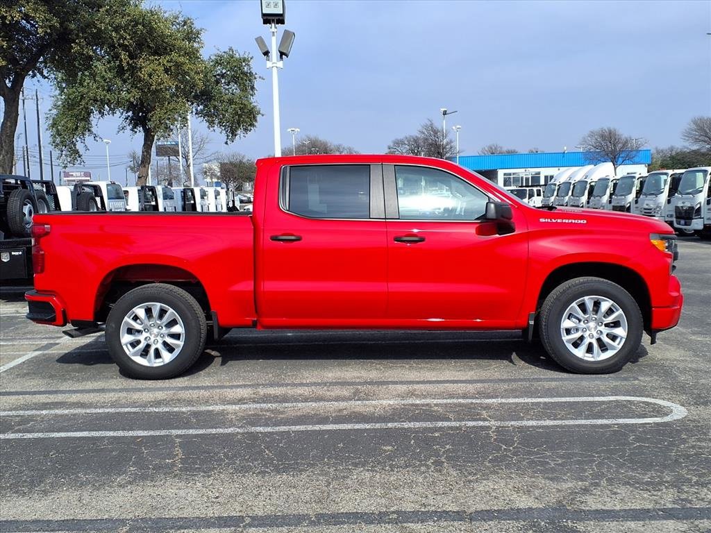 New 2026 Chevrolet Silverado 1500 Custom image 3