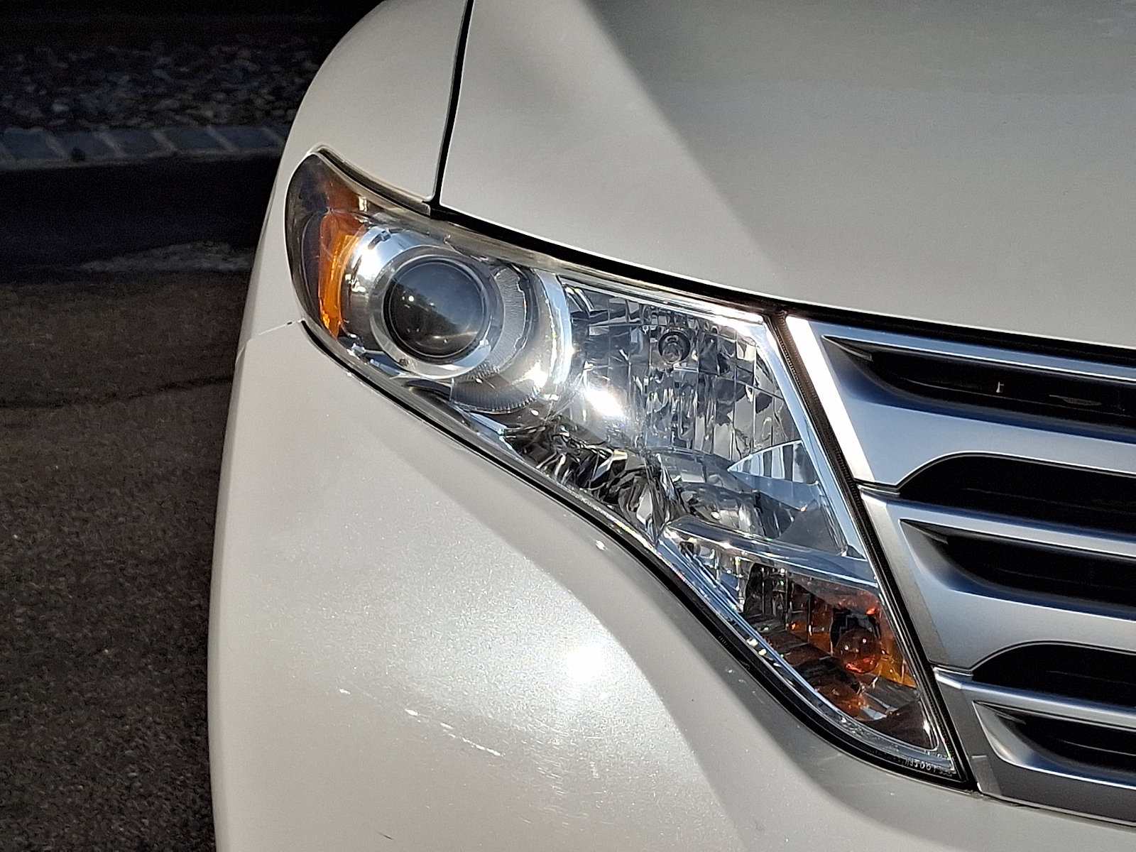 Used 2012 Toyota Venza Limited w/ Tow Pkg AWD/4WD image 10