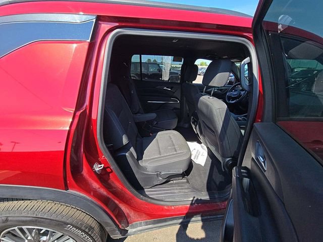 Used 2024 Chevrolet Traverse LT AWD/4WD image 21
