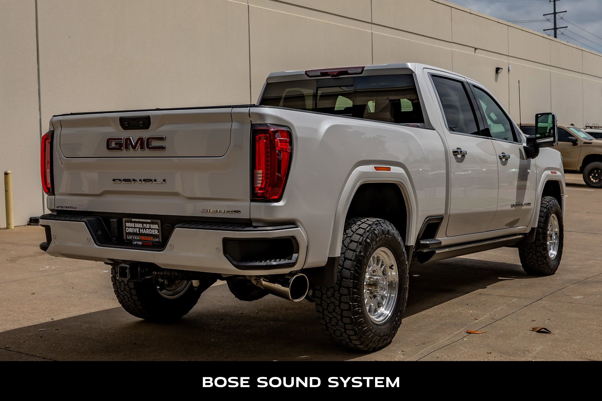 Used 2021 GMC Sierra 3500 Denali w/ Denali Ultimate Package AWD/4WD image 9