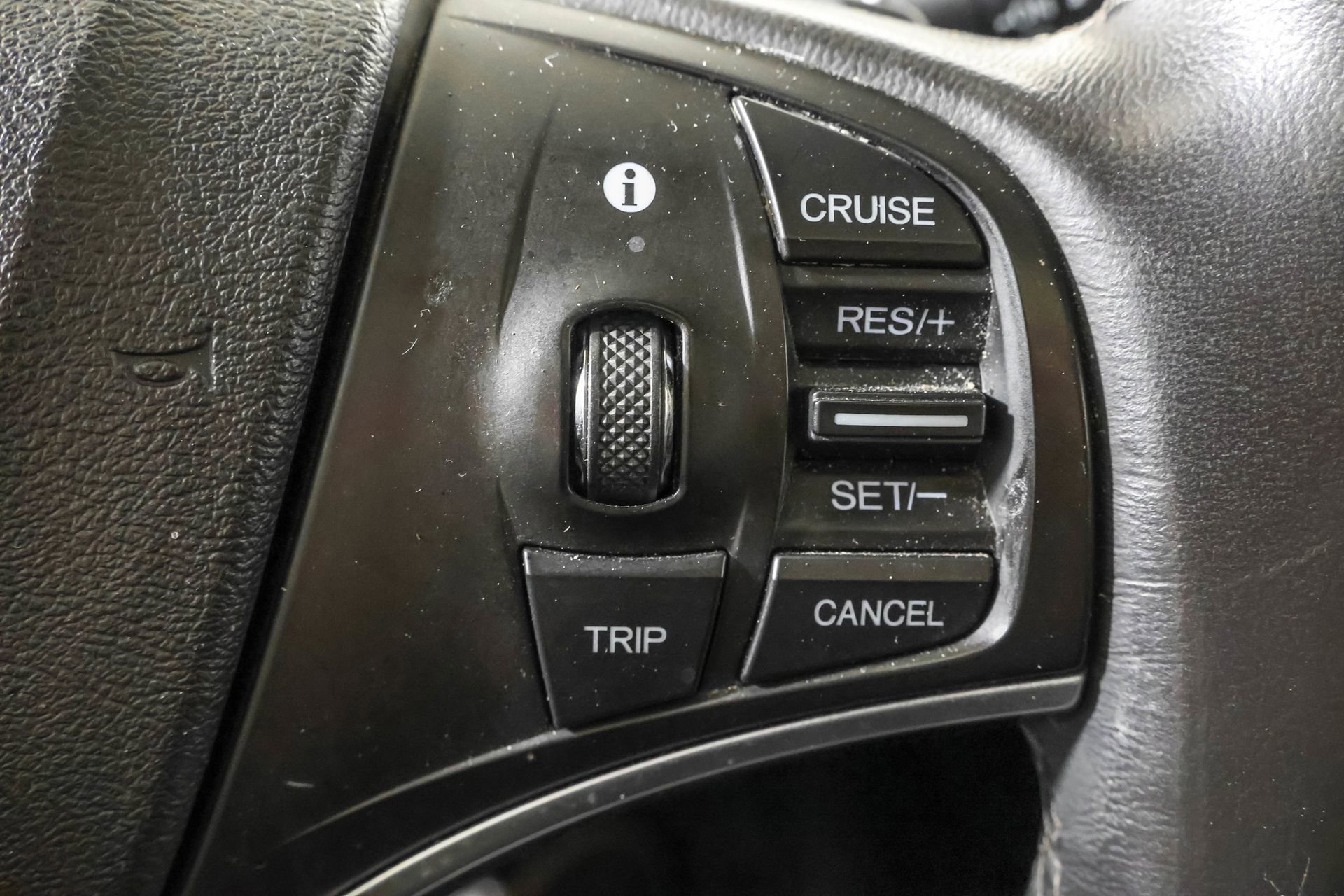 Used 2014 Acura MDX SH-AWD image 26