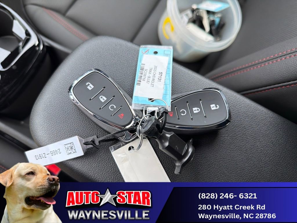 New 2025 Chevrolet Trax RS w/ Driver Confidence Package image 27