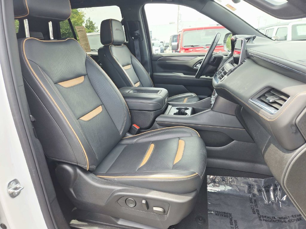 Used 2024 GMC Yukon AT4 w/ Max Trailering Package AWD/4WD image 18