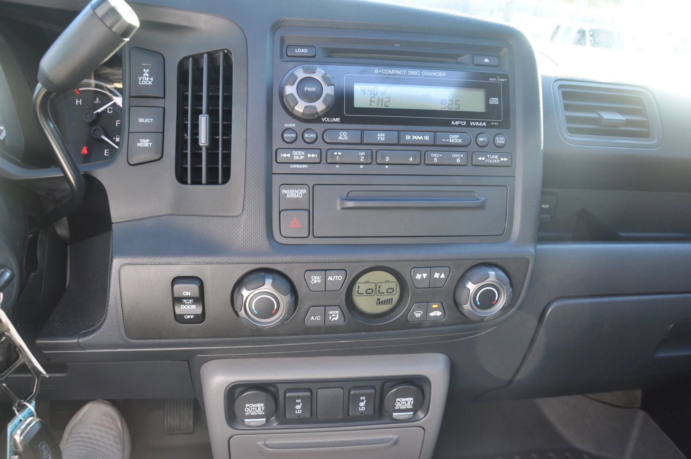 Used 2010 Honda Ridgeline RTL image 38