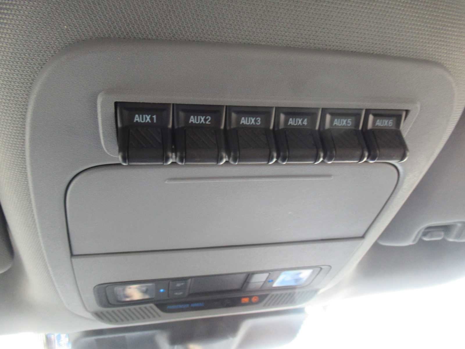 Used 2023 Ford F250 XL w/ XL Chrome Package image 27