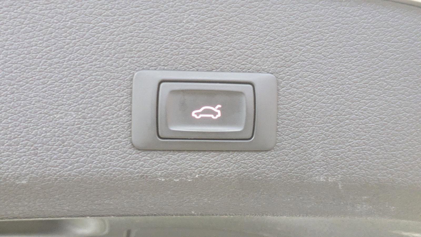 Used 2015 Audi Q7 3.0T S line Prestige image 41