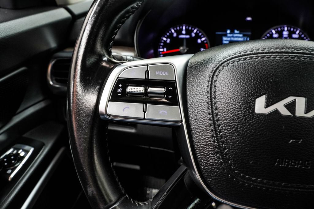 Used 2022 Kia Telluride EX w/ EX Premium Package FWD image 39
