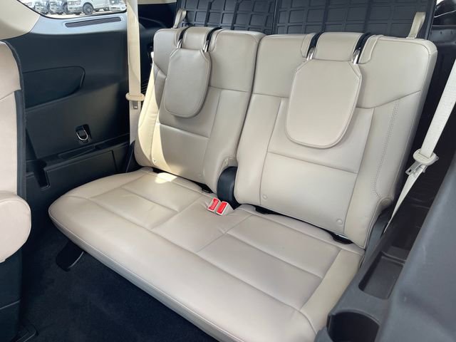 Used 2020 Ford Explorer XLT w/ Equipment Group 202A image 29