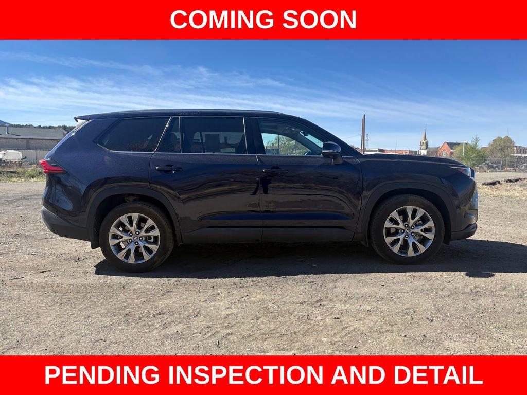 Used 2024 Toyota Grand Highlander Limited image 7