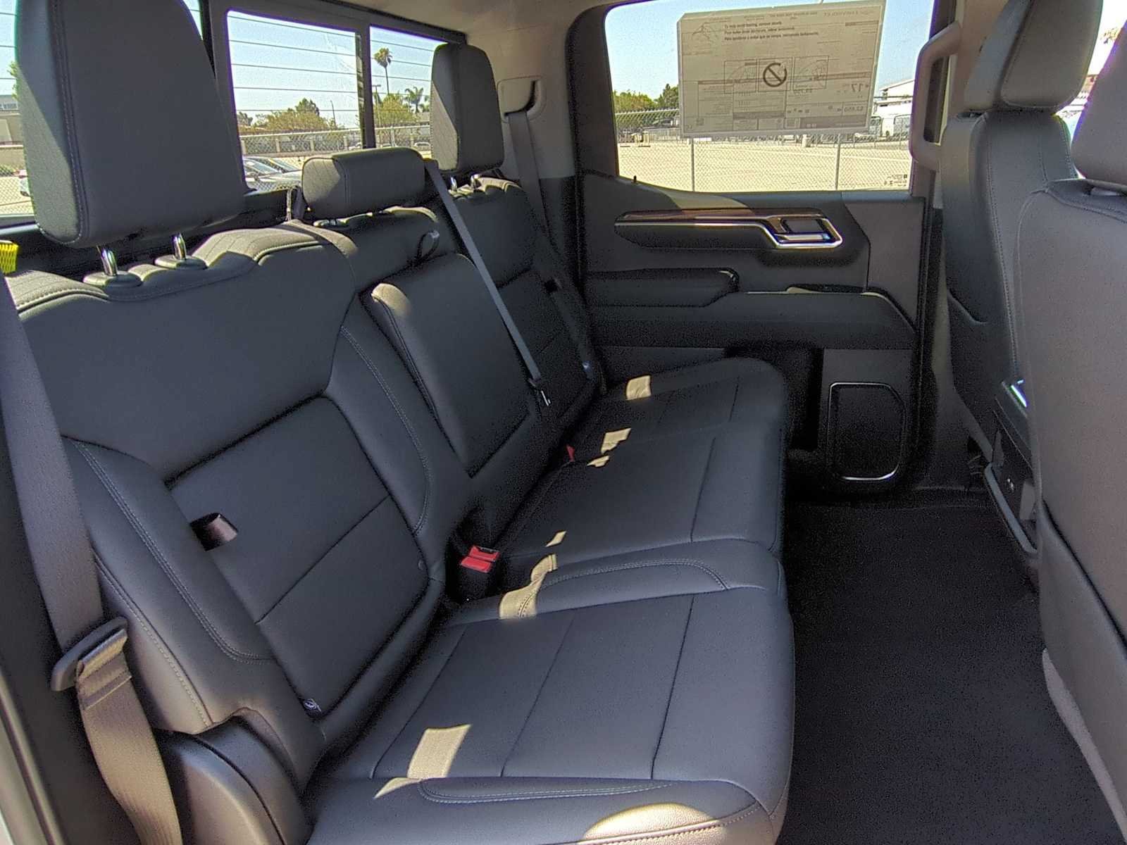 New 2026 Chevrolet Silverado 1500 RST w/ Z71 Off-Road Package AWD/4WD image 26