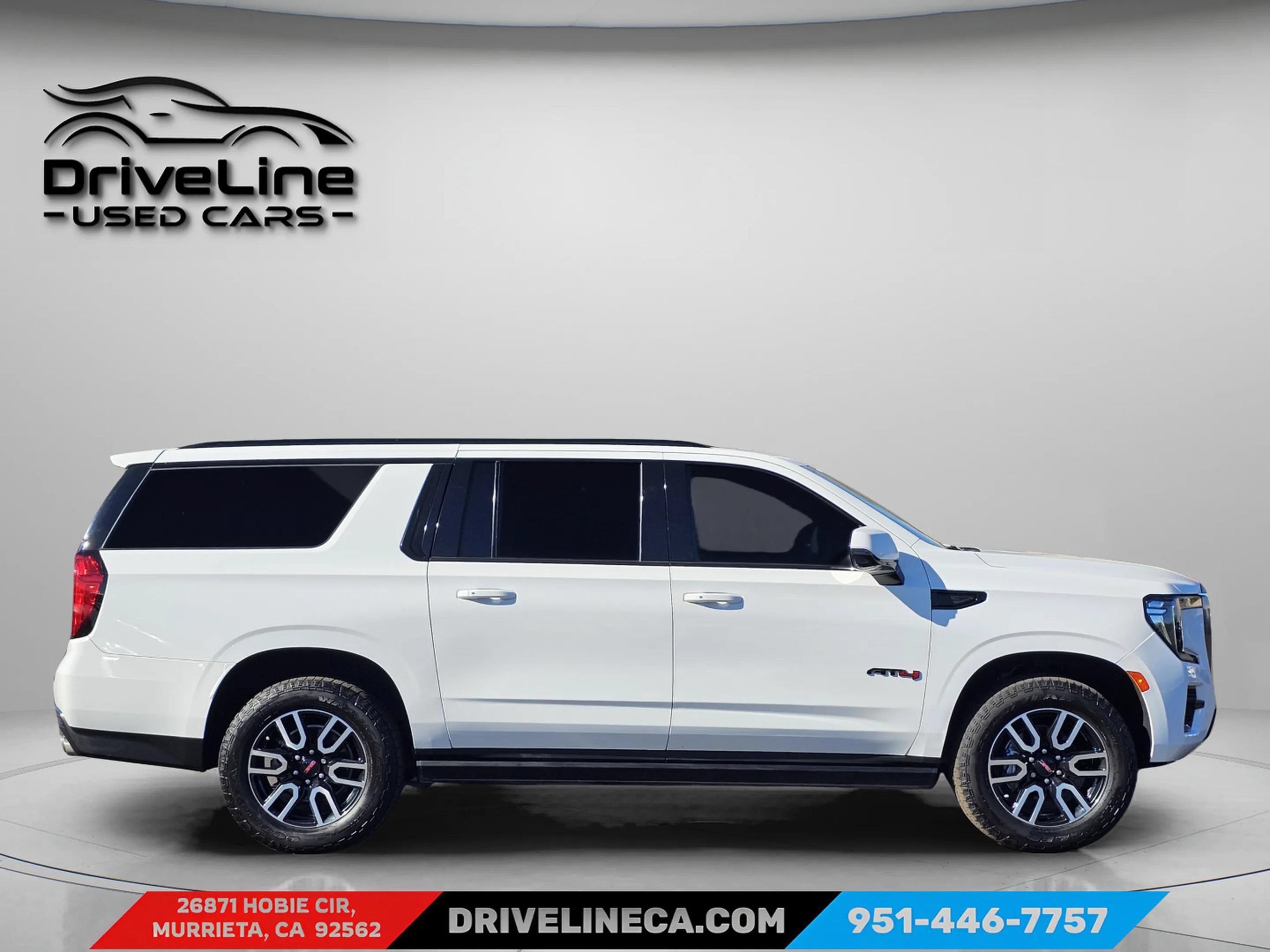 Used 2022 GMC Yukon XL AT4 w/ Technology Package AWD/4WD image 15