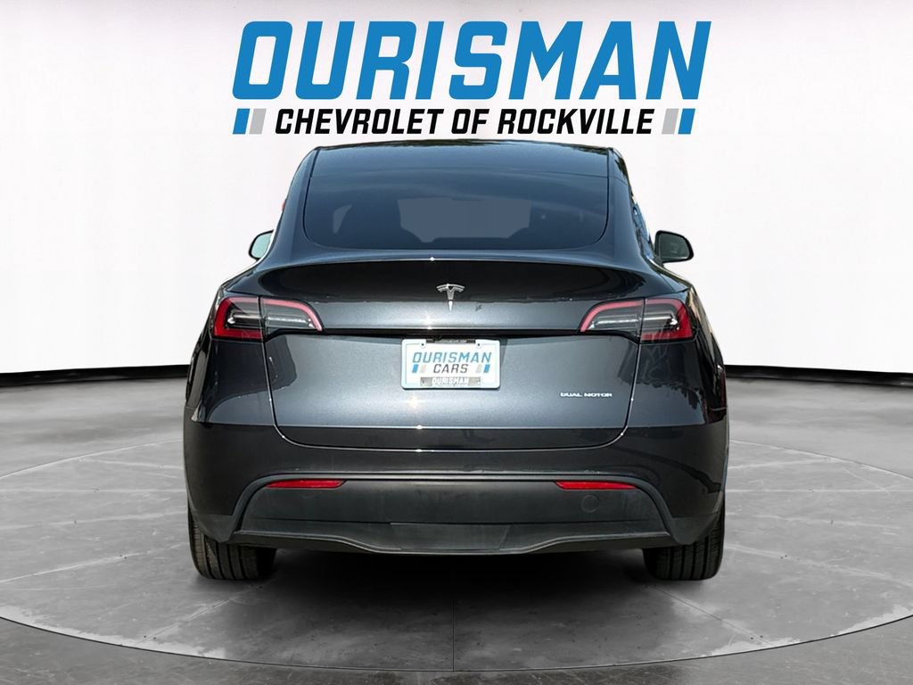 Used 2024 Tesla Model Y Long Range AWD/4WD image 5