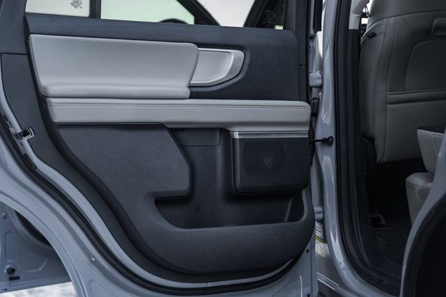 Used 2025 Ford Expedition Active image 55