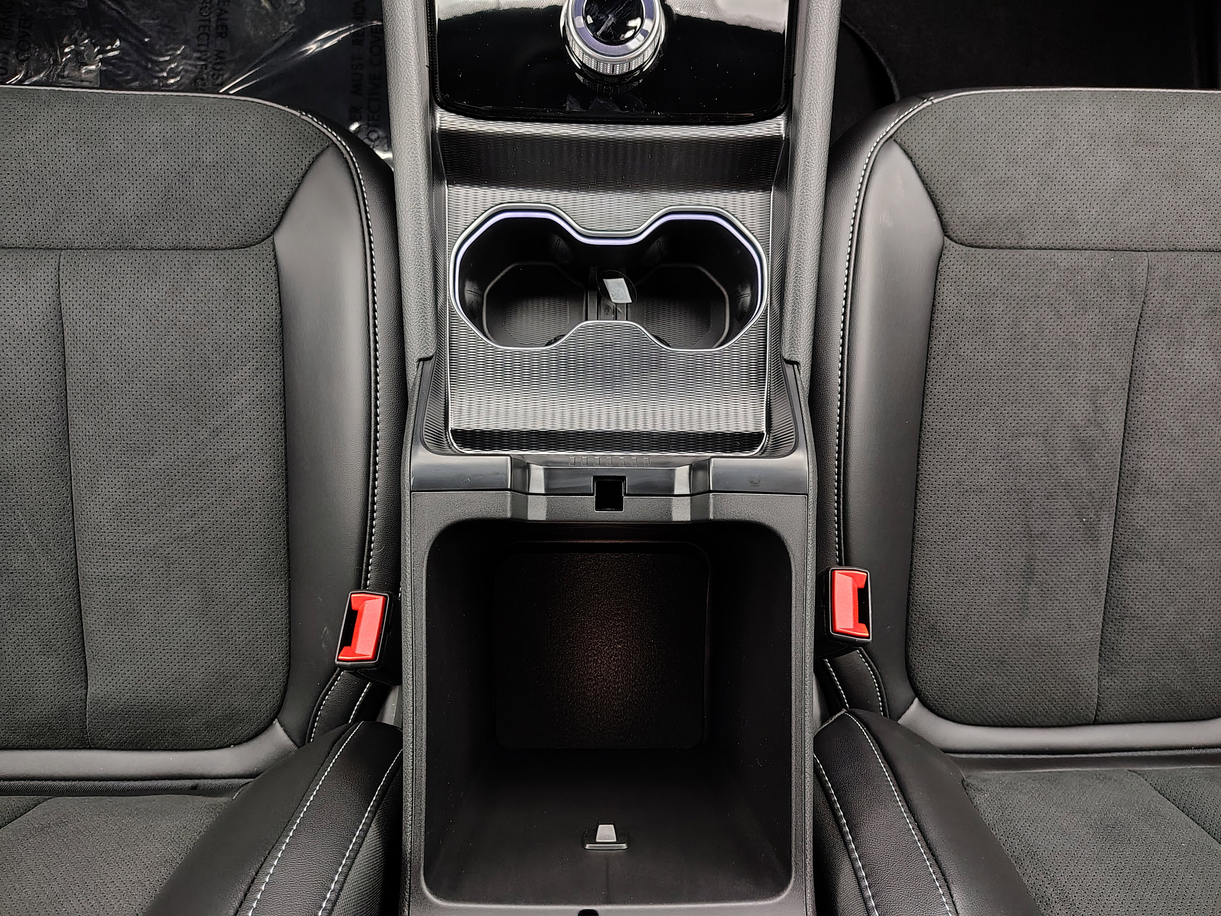 New 2025 Jeep Grand Cherokee Altitude image 28