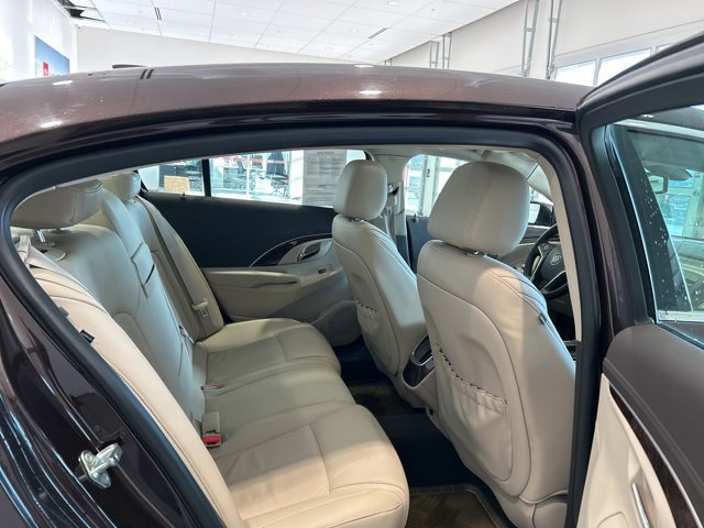 Used 2015 Buick LaCrosse Leather image 18